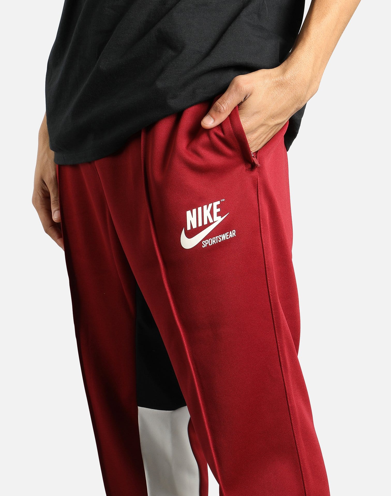 Nike NSW Pants (Team Red/Black-Sail-Sail)