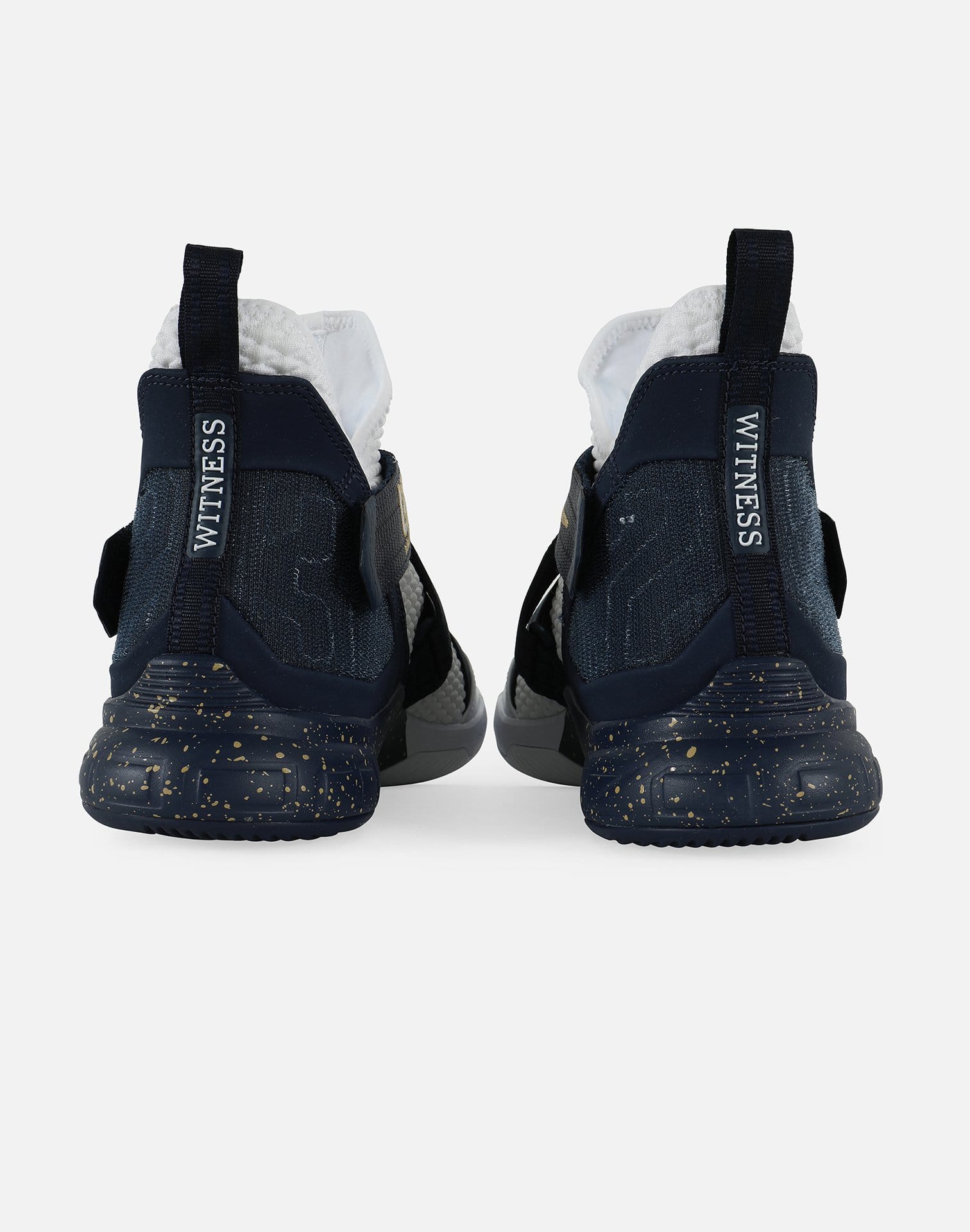 Nike Men's Lebron Soldier 12 SFG