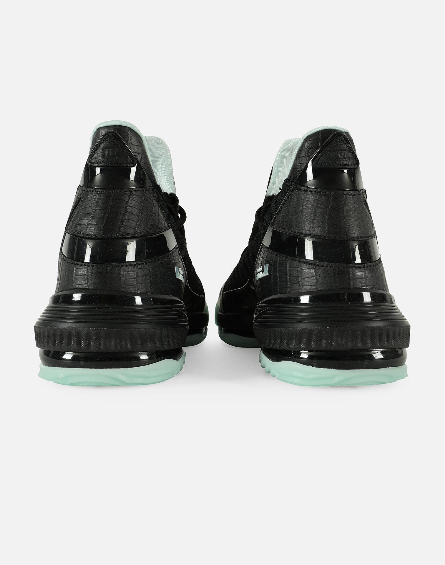 Nike Men's LeBron 16 SB 'Glow'