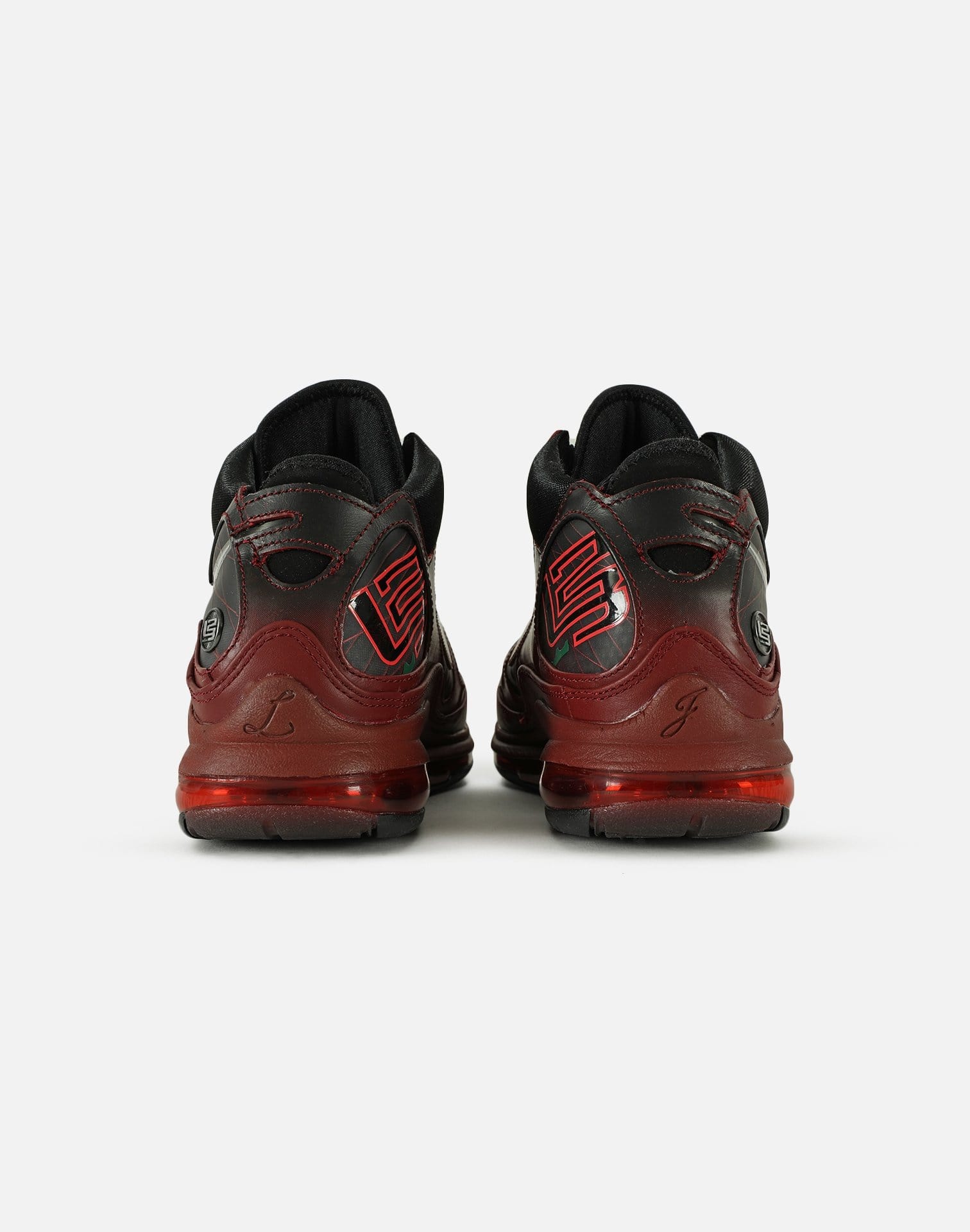 Nike LEBRON 7 QS 'CHRISTMAS'