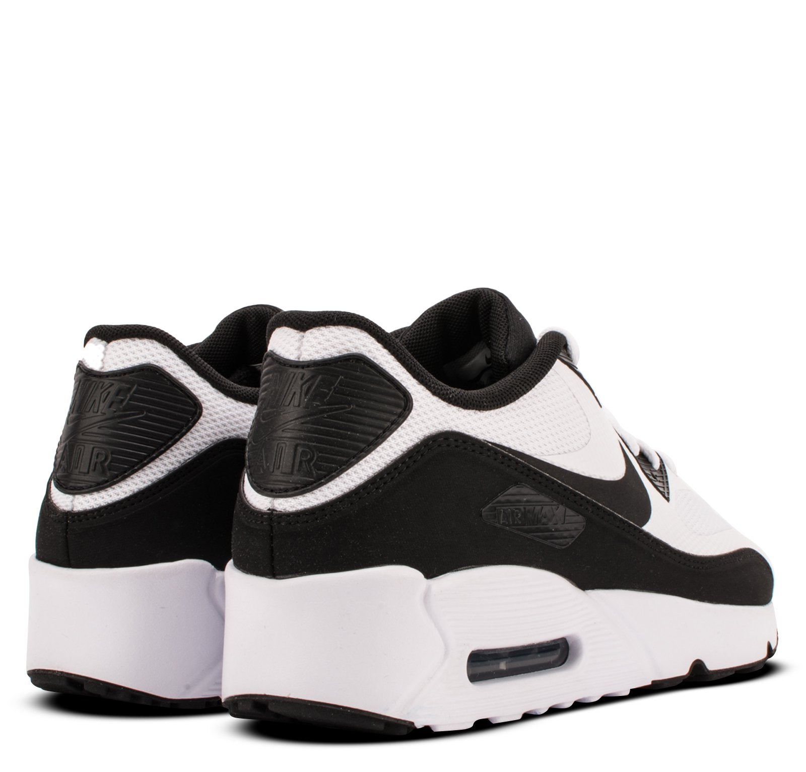 A. MAX 90 ULTRA WHT/BLK 4-7